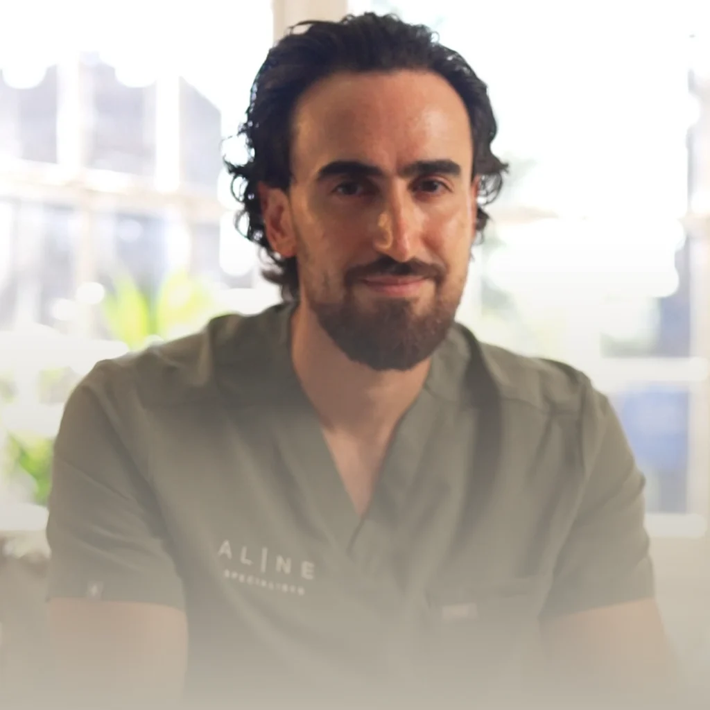 Dr. Damon Taheri – Specialist Orthodontist International educator focused on evidence-based clear aligner treatment.
